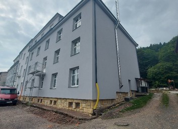 Stavební úprava - regenerace, oprava a údržba domu J.A.Komenského 21-23, Žacléř
