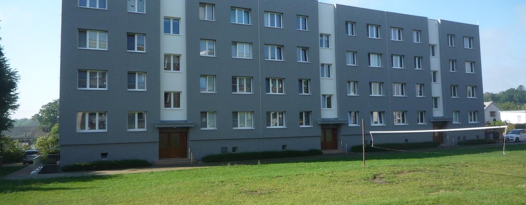 Stavební úprava - regenerace, oprava a údržba bytového domu Přátelství 142, Valdice